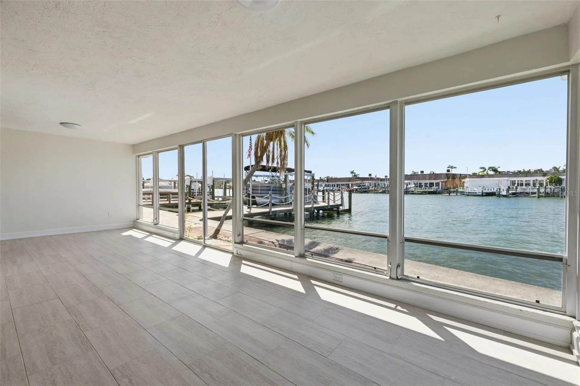 594 Boca Ciega Point Boulevard N St Petersburg FL 33708
