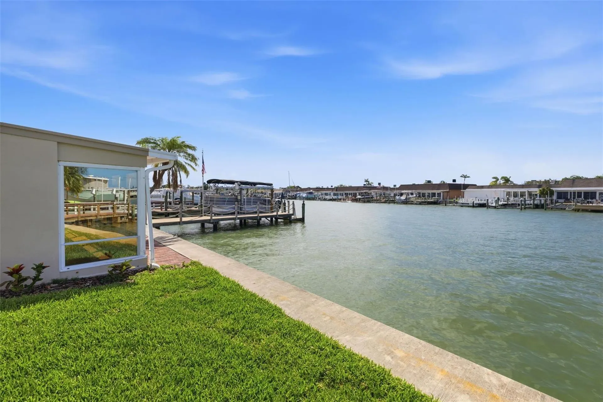 594 Boca Ciega Point Boulevard N St Petersburg FL 33708