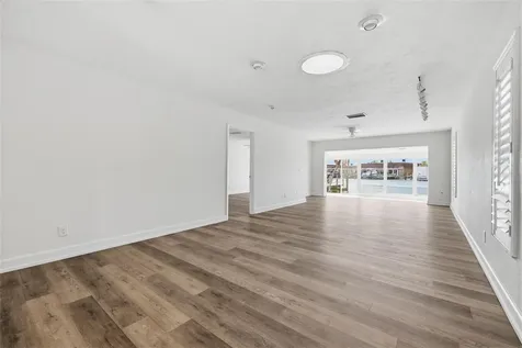 594 Boca Ciega Point Boulevard N St Petersburg FL 33708
