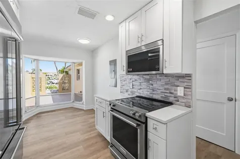 594 Boca Ciega Point Boulevard N St Petersburg FL 33708