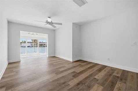 594 Boca Ciega Point Boulevard N St Petersburg FL 33708