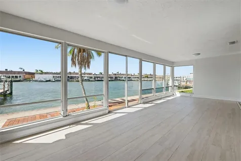 594 Boca Ciega Point Boulevard N St Petersburg FL 33708