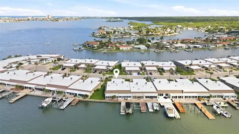 594 Boca Ciega Point Boulevard N St Petersburg FL 33708
