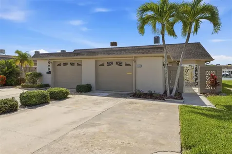 594 Boca Ciega Point Boulevard N St Petersburg FL 33708