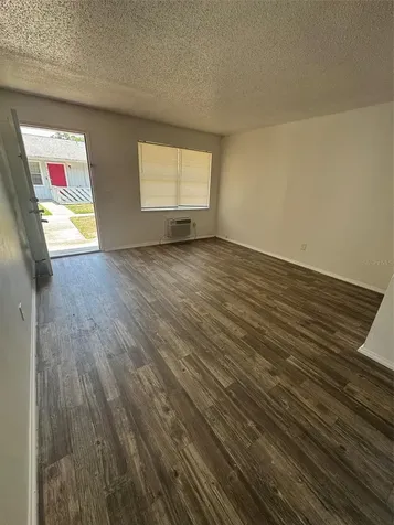 8560 Channelview Circle Tampa FL 33614