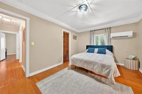 112 N Lake Avenue Leesburg FL 34748