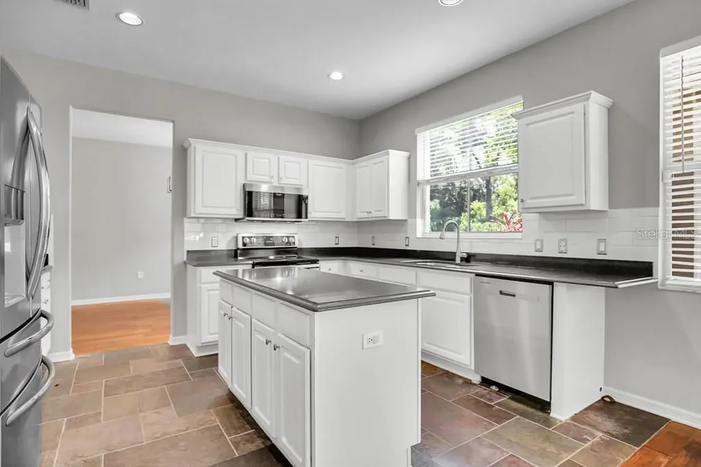 5602 Shady Creek Court Valrico FL 33596