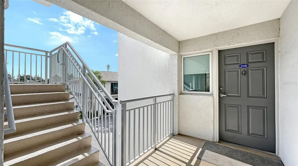 1001 Point Of Rocks Road Sarasota FL 34242