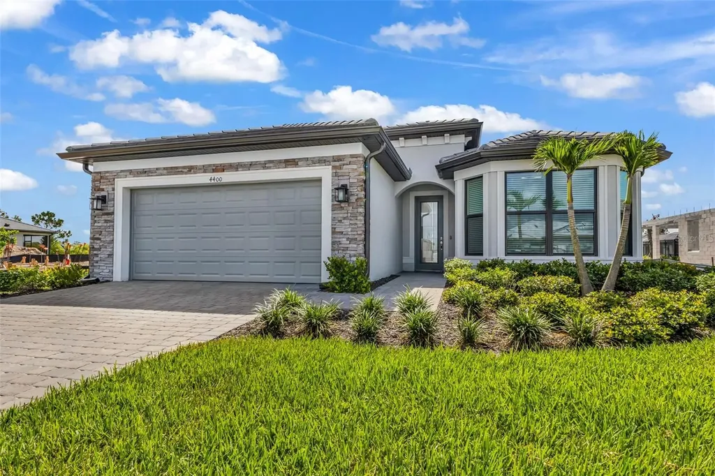 4400 Lakeside Grove Place North Port FL 34289