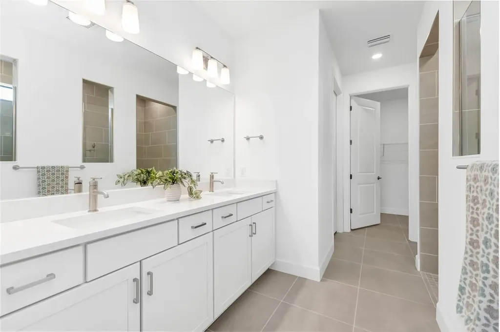 4400 Lakeside Grove Place North Port FL 34289