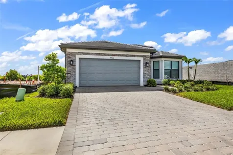4400 Lakeside Grove Place North Port FL 34289