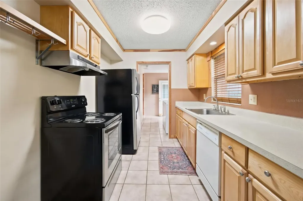 40847 County Road 439 Umatilla FL 32784