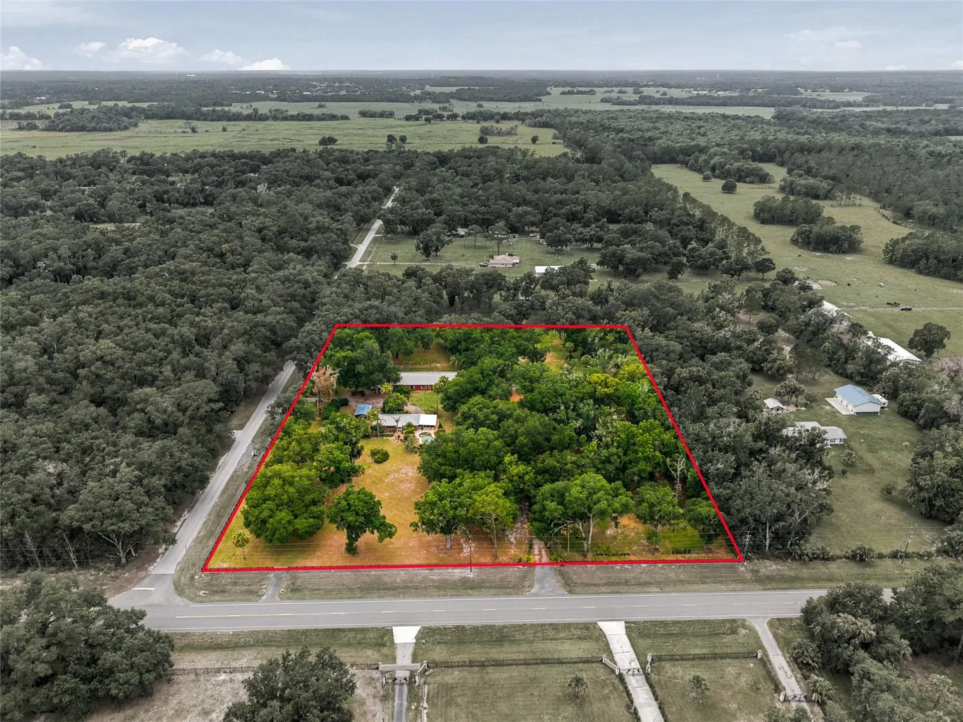 40847 County Road 439 Umatilla FL 32784