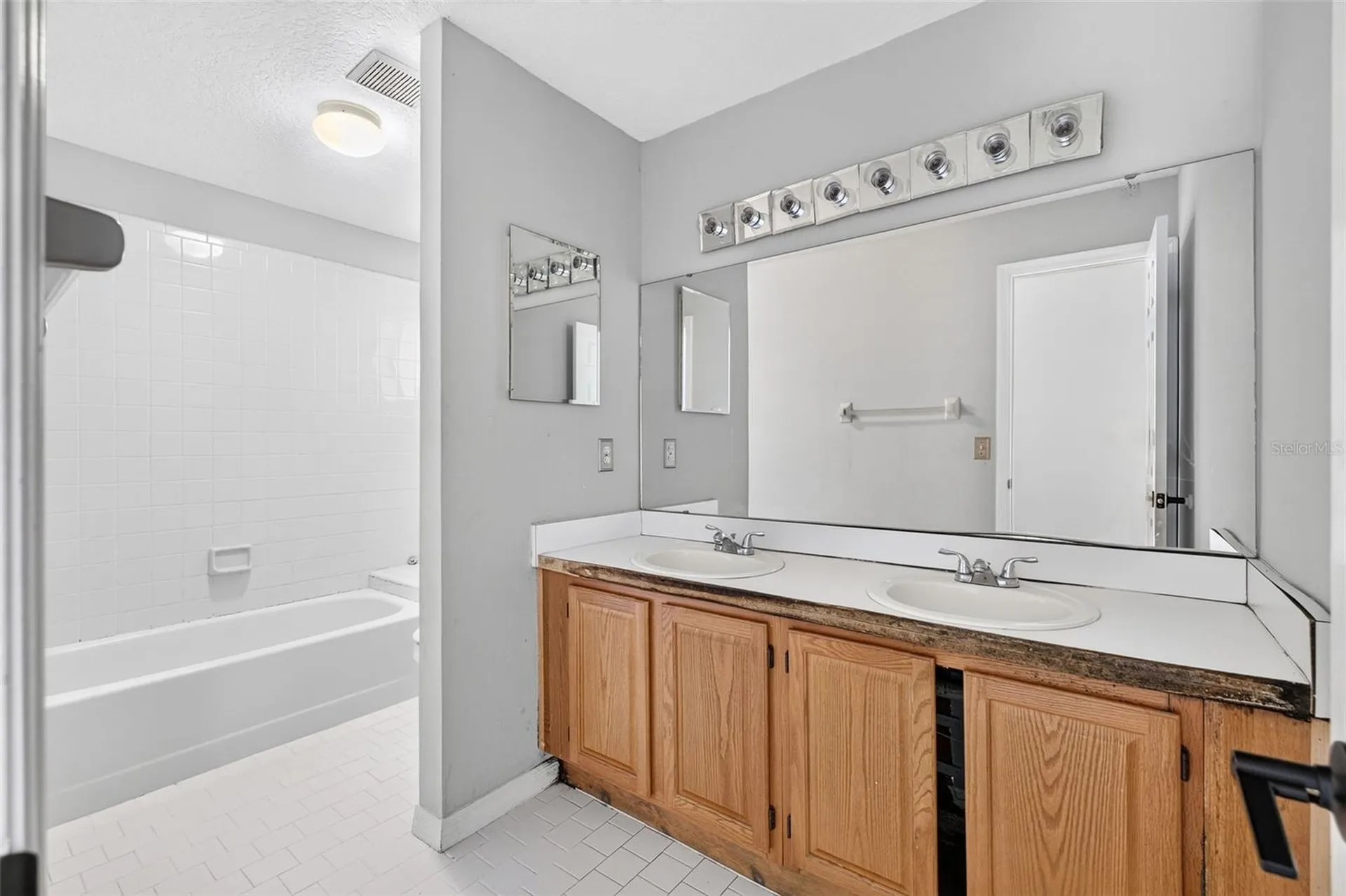 3142 Timucua Circle Orlando FL 32837