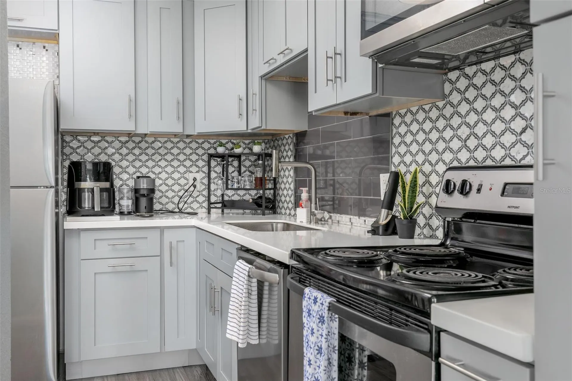 5118 Coquina Key Drive SE St Petersburg FL 33705