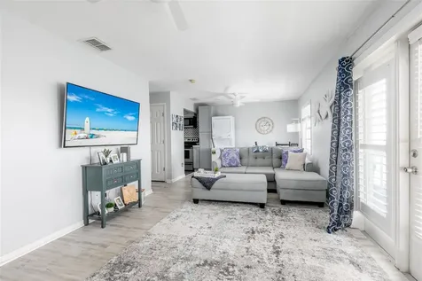 5118 Coquina Key Drive SE St Petersburg FL 33705