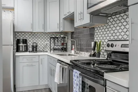 5118 Coquina Key Drive SE St Petersburg FL 33705