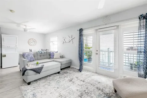 5118 Coquina Key Drive SE St Petersburg FL 33705
