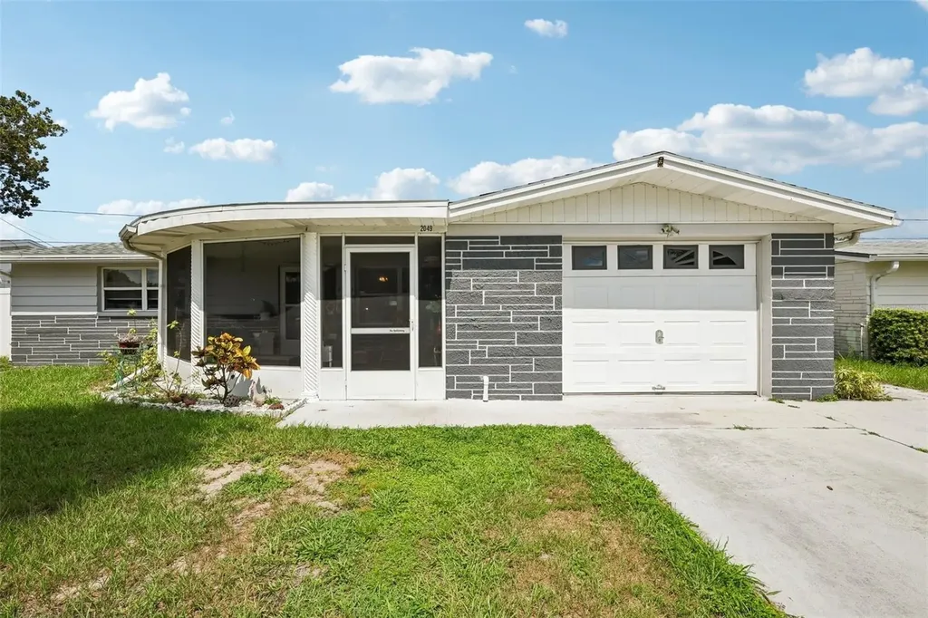 2049 Maureen Drive Holiday FL 34690