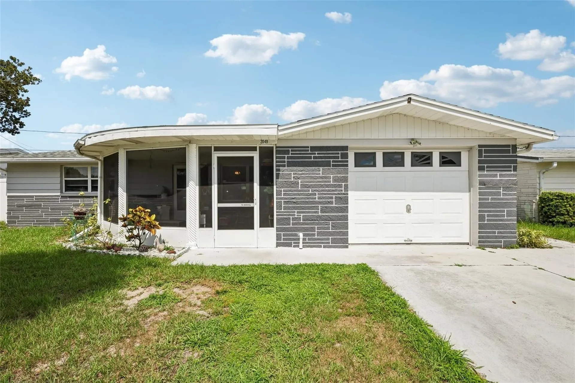 2049 Maureen Drive Holiday FL 34690