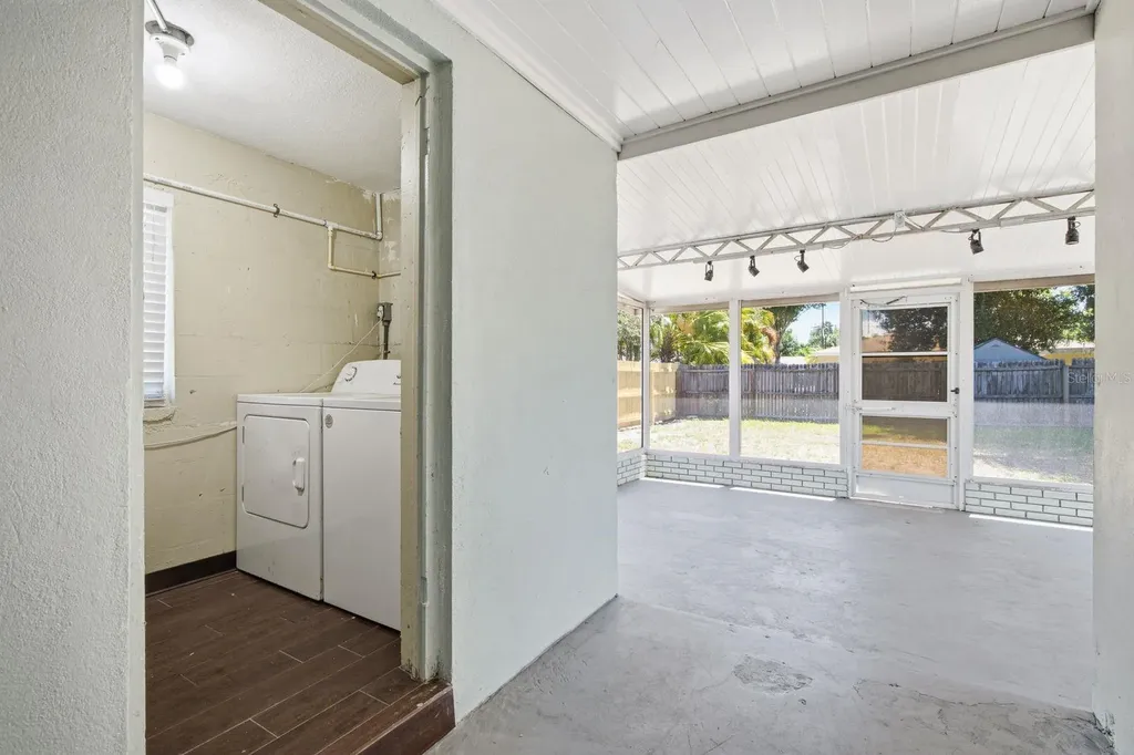 4316 S Hale Avenue Tampa FL 33611