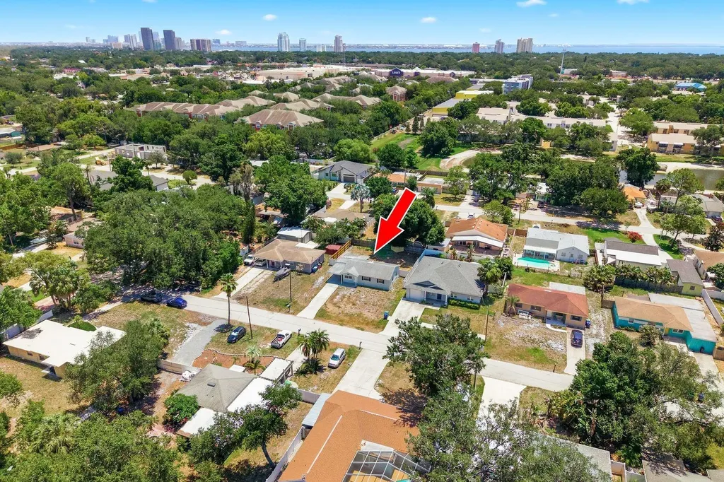 4316 S Hale Avenue Tampa FL 33611