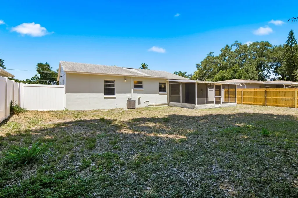 4316 S Hale Avenue Tampa FL 33611