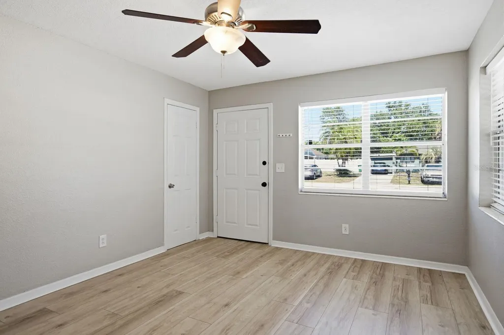 4316 S Hale Avenue Tampa FL 33611