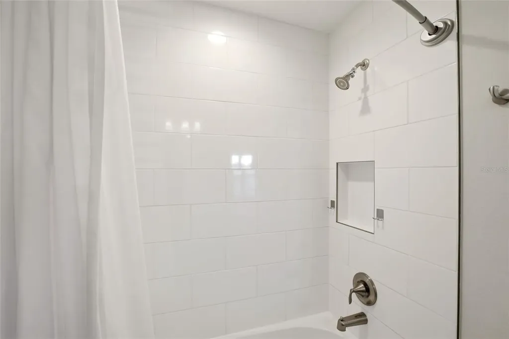 9109 Warm Springs Circle Parrish FL 34219