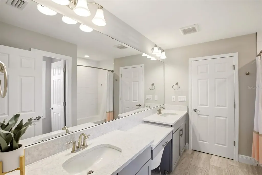 9109 Warm Springs Circle Parrish FL 34219
