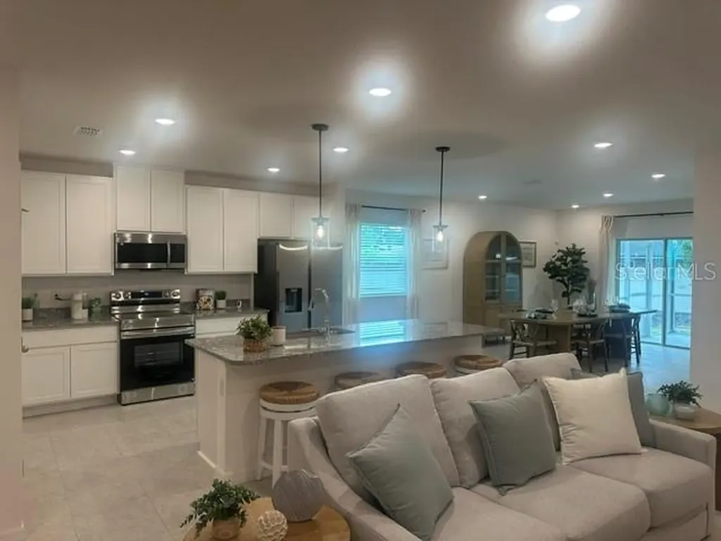 1083 Welda Lane Jacksonville FL 32221