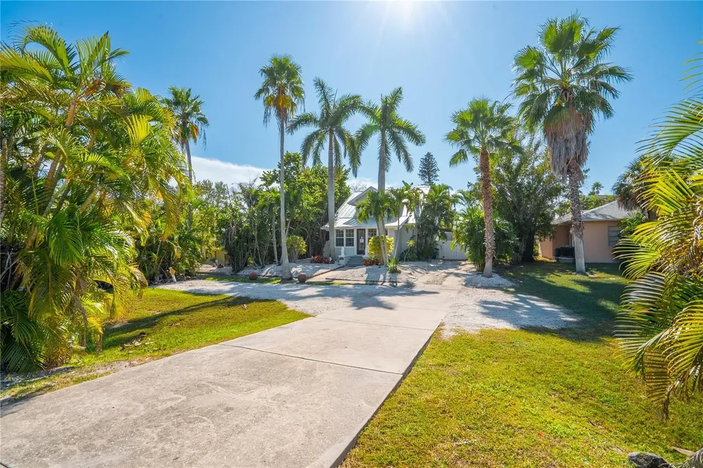 3310 E Maritana Drive St Pete Beach FL 33706