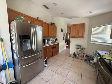 674 Vineyard Way Poinciana FL 34759