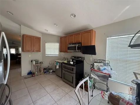 674 Vineyard Way Poinciana FL 34759