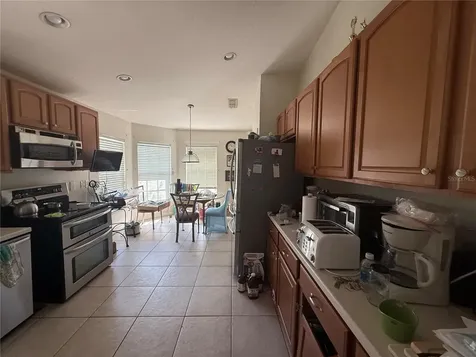 674 Vineyard Way Poinciana FL 34759