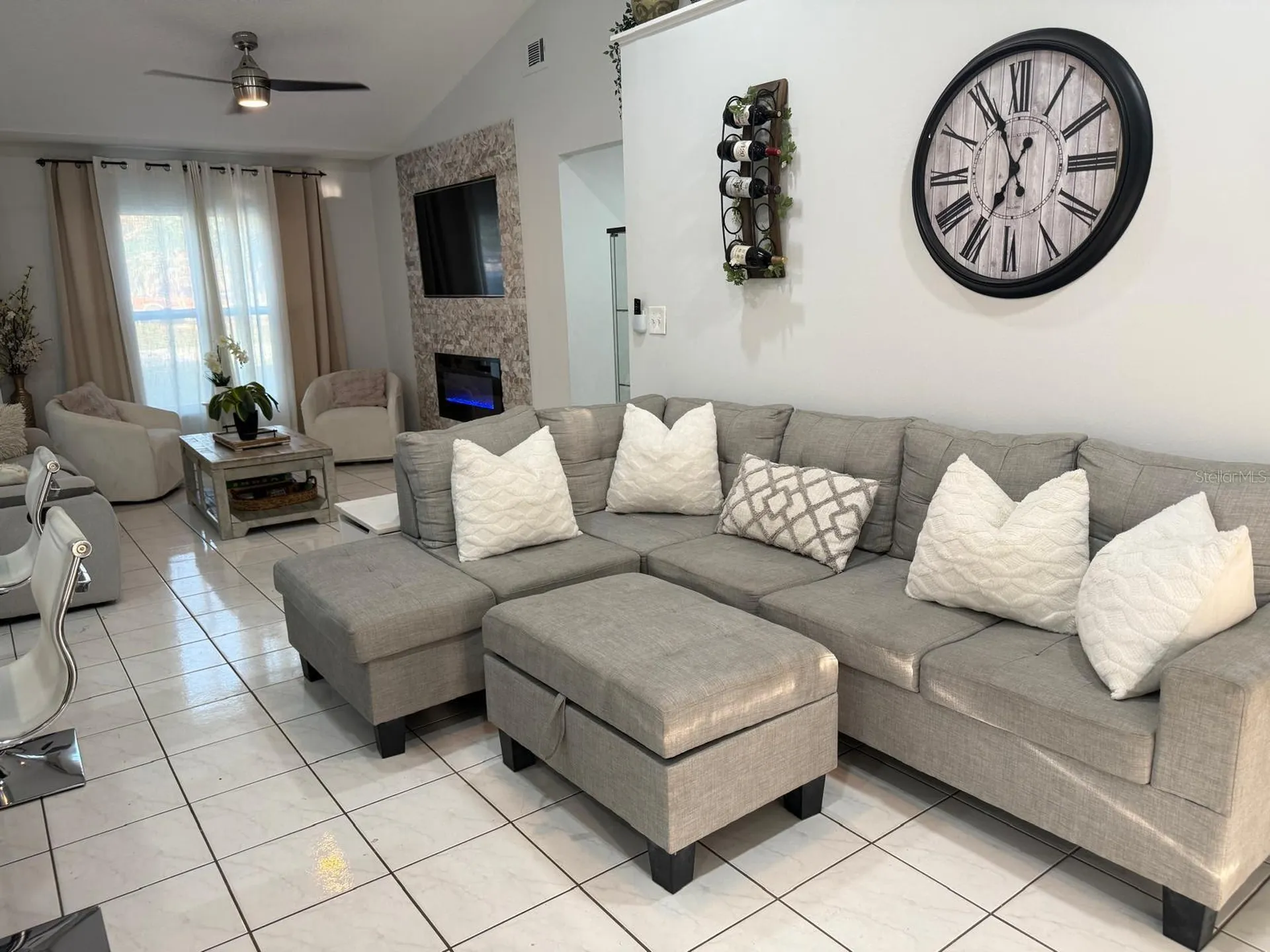 2906 Vienna Lane Kissimmee FL 34744