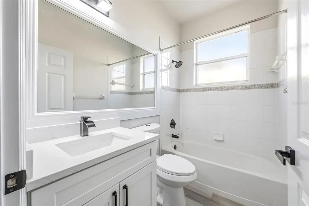 6631 63rd Terrace E Bradenton FL 34203