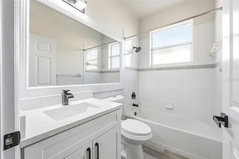 6631 63rd Terrace E Bradenton FL 34203