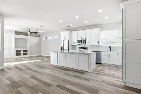6631 63rd Terrace E Bradenton FL 34203
