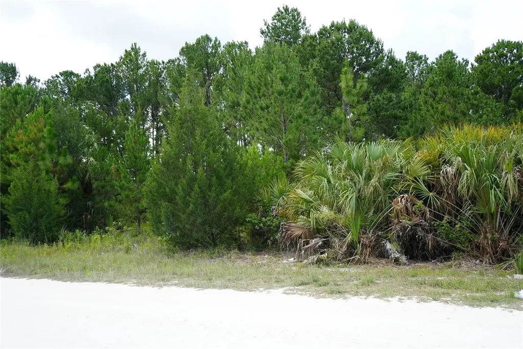 18284 Commercial Way Weeki Wachee FL 34614
