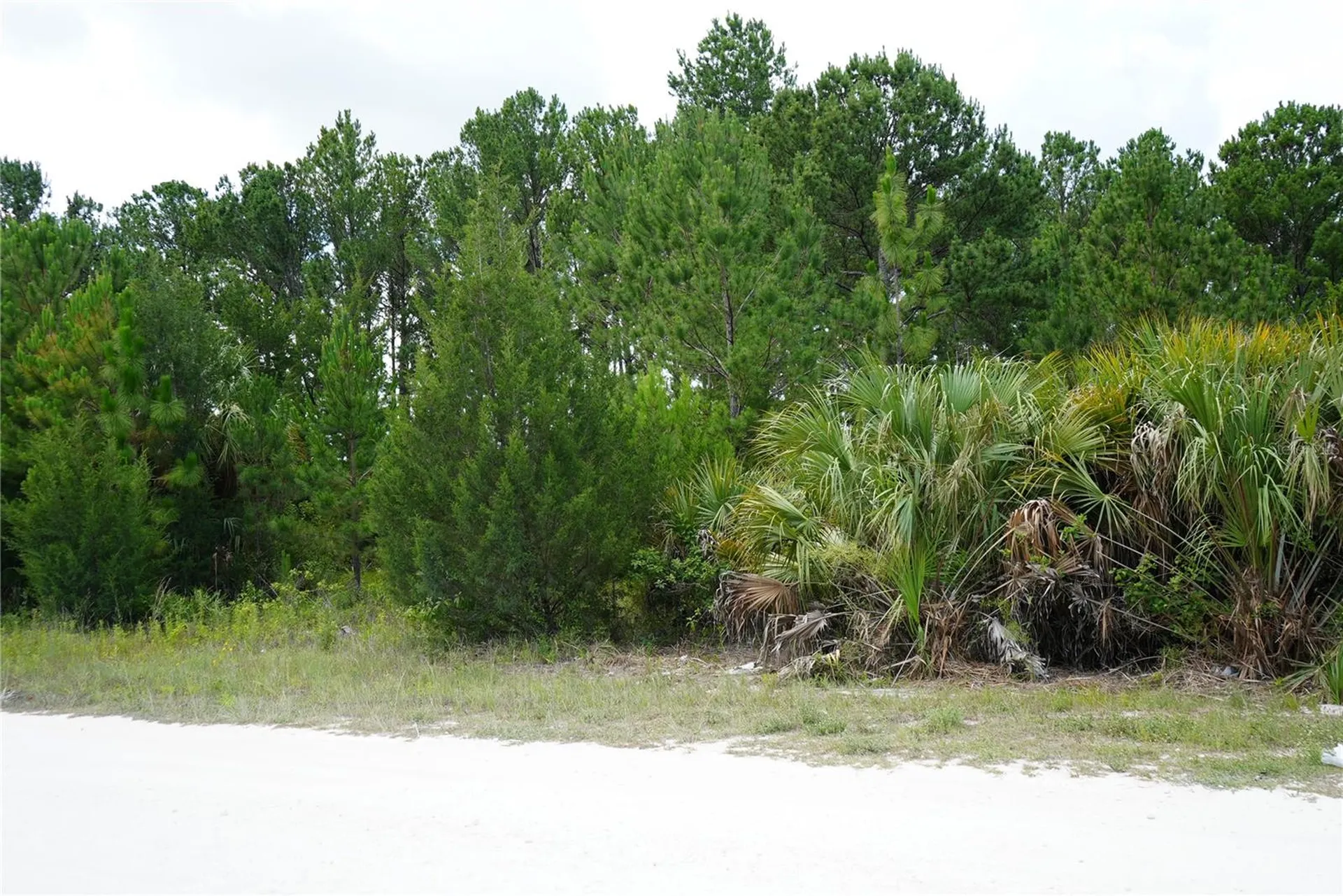 18284 Commercial Way Weeki Wachee FL 34614