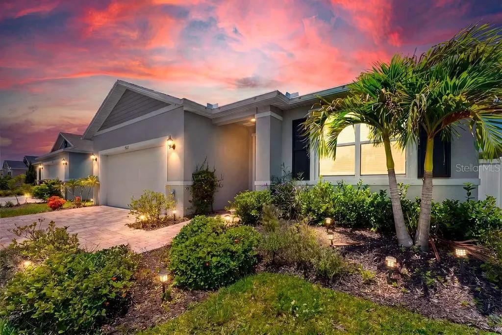 7322 34th Court E Sarasota FL 34243