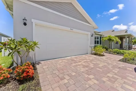 7322 34th Court E Sarasota FL 34243