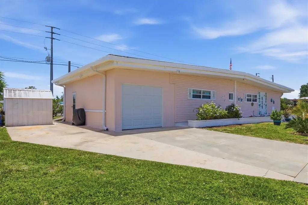 1006 42nd Avenue Drive E Ellenton FL 34222