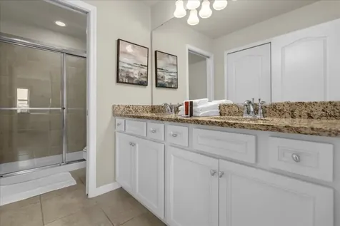 2413 Dubai Street Kissimmee FL 34747