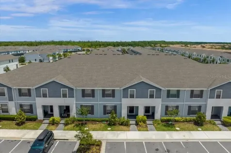 2413 Dubai Street Kissimmee FL 34747