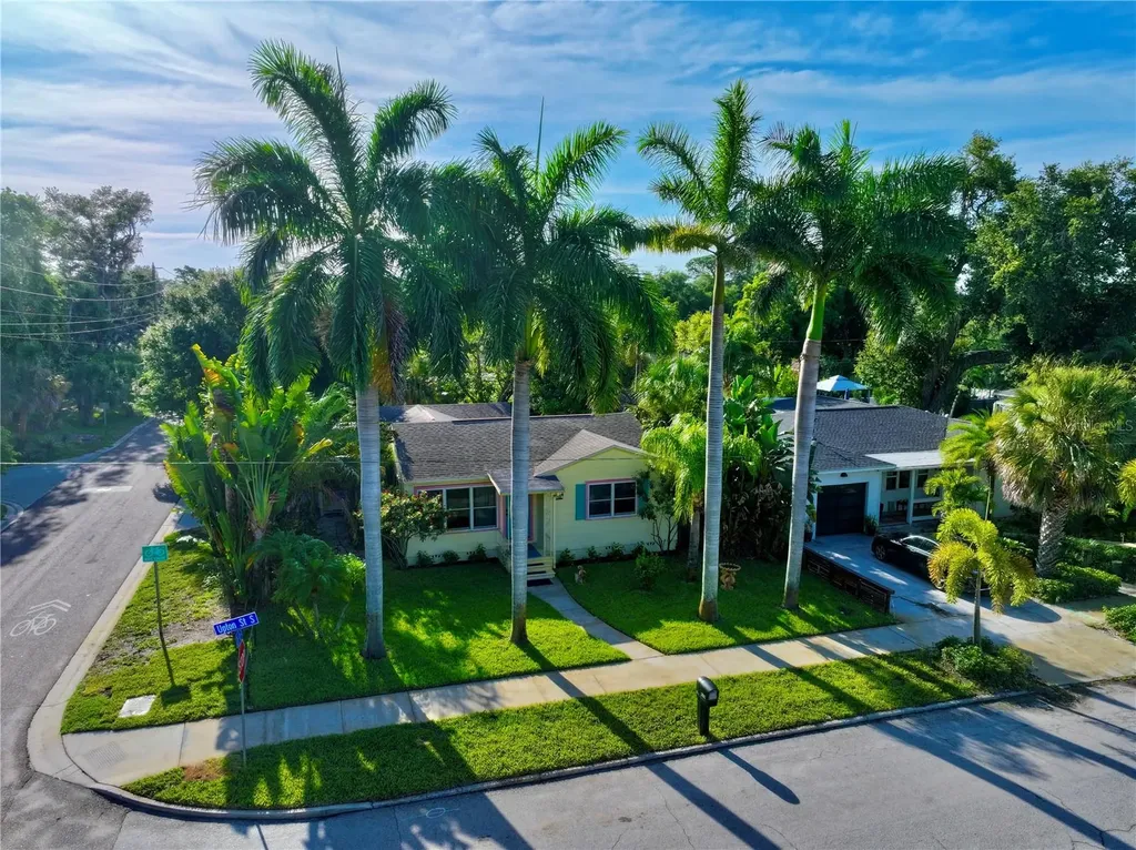 2602 Upton Street S Gulfport FL 33711