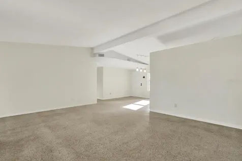4496 13th Lane NE St Petersburg FL 33703