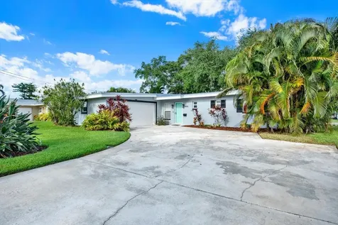 4496 13th Lane NE St Petersburg FL 33703