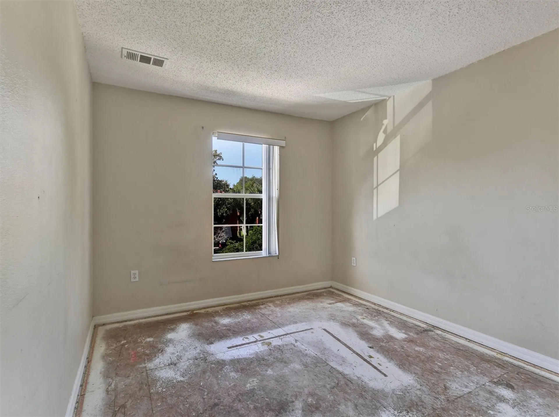 8407 Blue Lagoon Drive Kissimmee FL 34747
